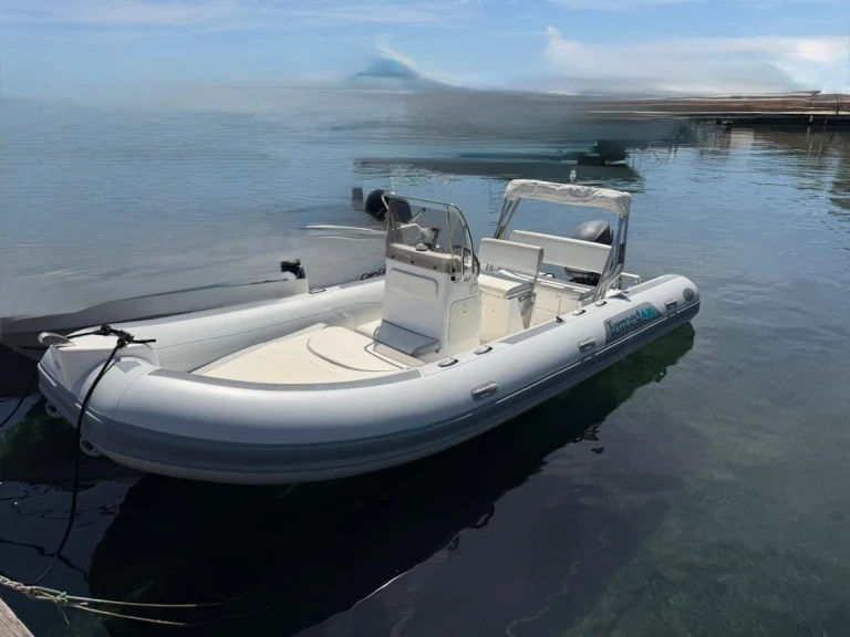 Pronájem lodi Port du Lavandou lákavé ceny Tempest 630
