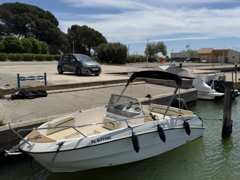 Pronájem lodi Karnic 1851 v La Londe-les-Maures na Samboatu
