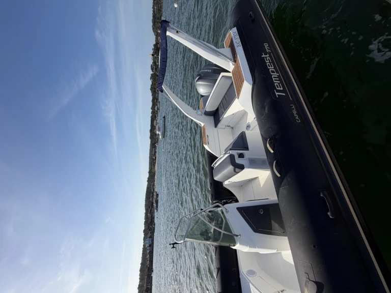 Pronájem lodi Capelli Tempest 770 Sun v Lège-Cap-Ferret na Samboatu