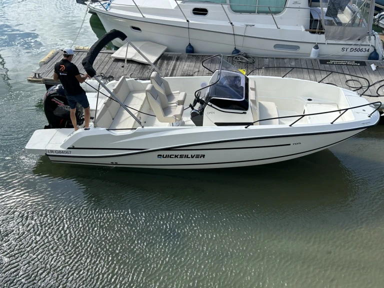 Pronájem Motorová loď v La Rochelle -Quicksilver 705 Open
