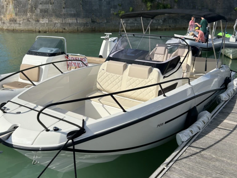 Pronájem lodi Quicksilver 705 Open v La Rochelle na Samboatu