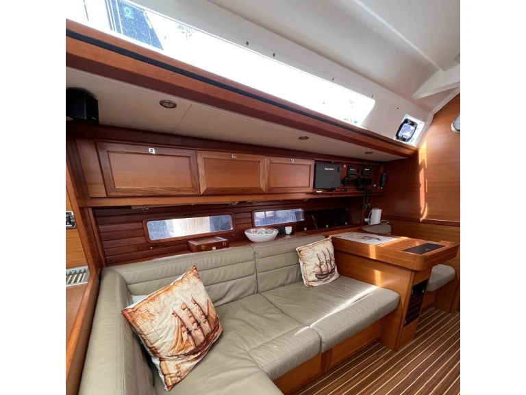 Pronajmout si Dufour Dufour 560 Grand Large v Kos