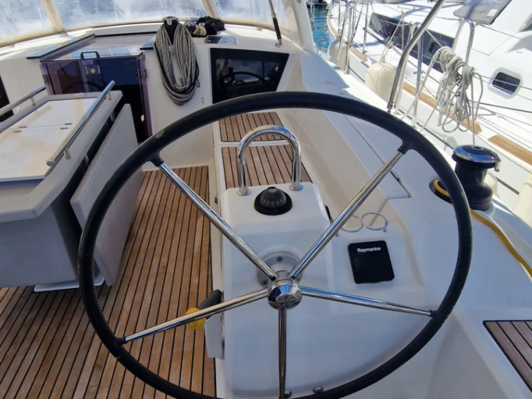 Pronájem lodi Bénéteau Oceanis 41.1 v Gouvia na Samboatu