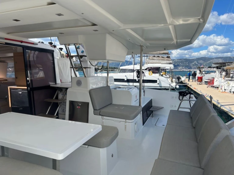 Pronájem jachty v Saint-Mandrier-sur-Mer -Fountaine Pajot Astrea 42 na Samboatu