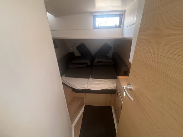 Pronajmout si Hanse Hanse 460 v Marseille