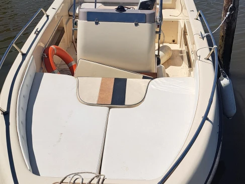 Pronájem lodi Astra 21 v Chioggia na Samboatu