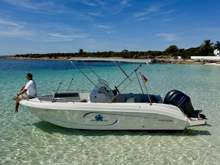 Pronájem lodi Pacific Craft Pacific Craft 625 Open Trendy v Ibiza Town na Samboatu