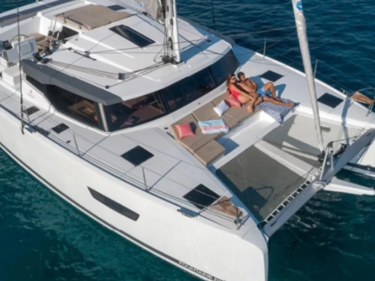 Pronajmout Katamarán se skipperem či ne Fountaine Pajot v Atény