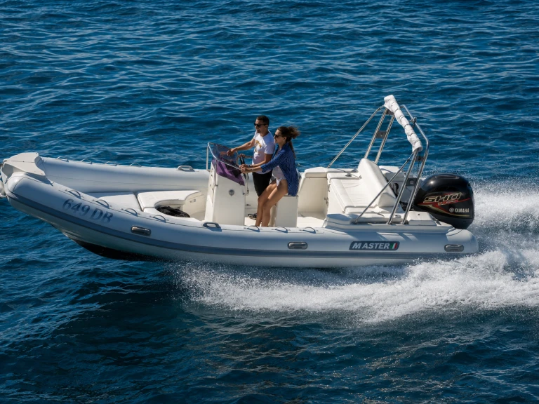 Pronajmout Polotuhá loď se skipperem či ne Master Gommone v Dubrovník