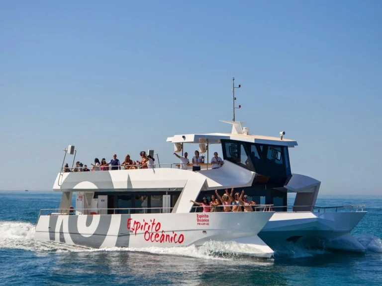 Pronájem lodi Catamaran Custom v Portimão na Samboatu