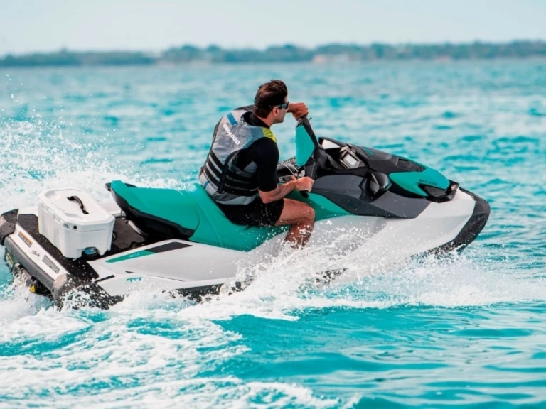 Pronájem lodi Sea-Doo GTX PRO v Villajoyosa na Samboatu