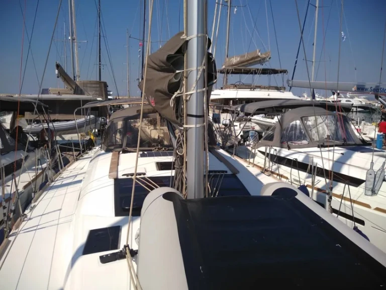 Pronajmout si Dufour Dufour 460 Grand Large v Sývota