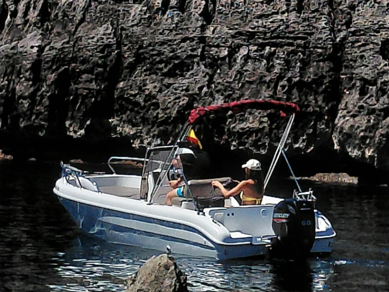 Pronajmout si Saver OPEN 520 v Ciutadella de Menorca