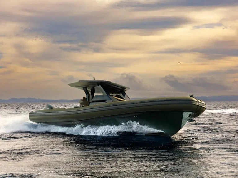 Pronájem jachty v Grand Piquey -Sea Water Phantom 420 na Samboatu