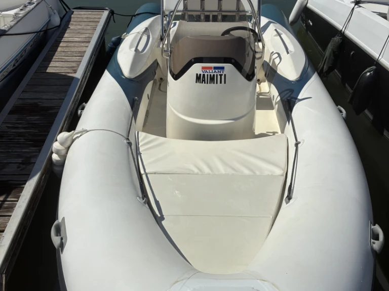 Pronájem Polotuhá loď v Le Pouliguen -Valiant Valiant 650 Cruiser