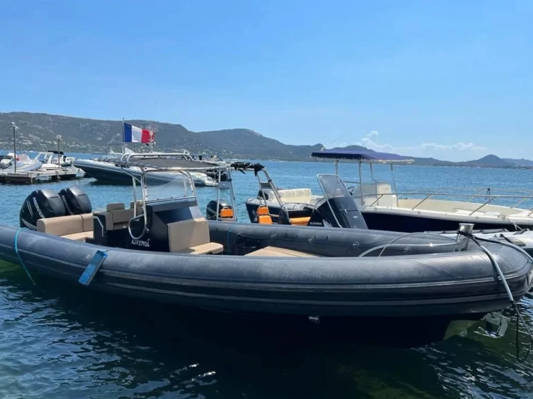 Pronajmout Polotuhá loď se skipperem či ne Sea Water v Cogolin