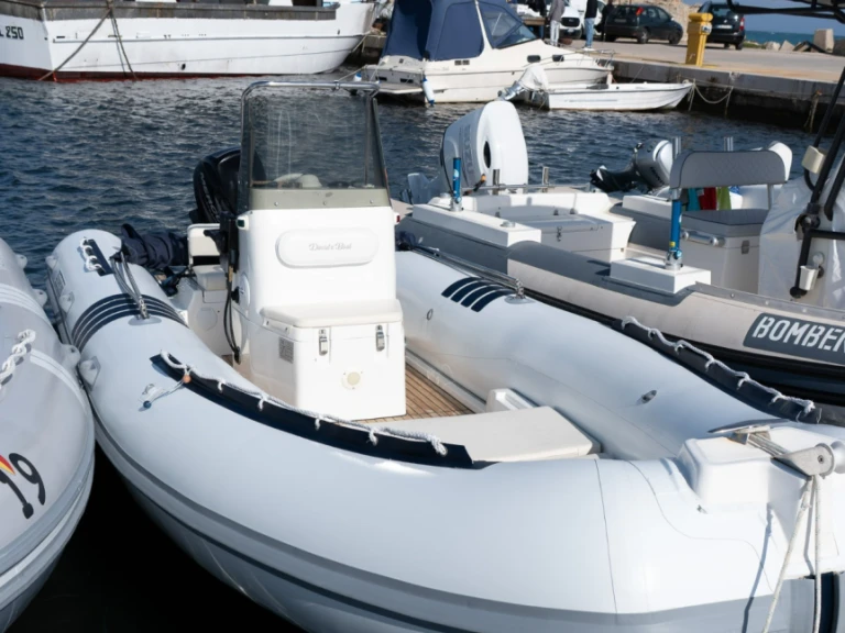 Pronajmout si Stilmar Stilmar 600 v San Foca