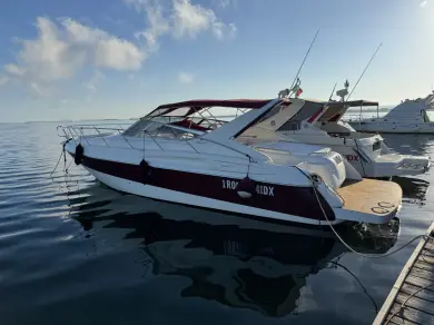 Cranchi Endurance 39 jednotlivci a charterové společnosti v Porto turistico Marsala