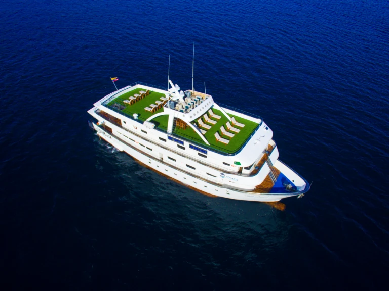 Pronájem lodi  Motoryacht - Solaris v Baltra Island na Samboatu