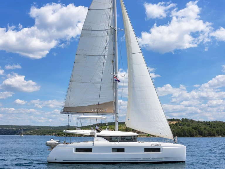 Pronajmout si Lagoon Lagoon 46 v Skradin