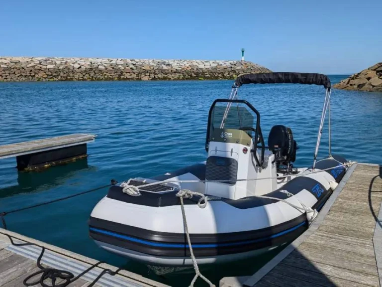  3D TENDER - TR54 jednotlivci a charterové společnosti v Saint-Quay-Portrieux