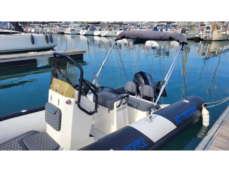 Pronajmout si  3D TENDER - TR54 v Saint-Quay-Portrieux