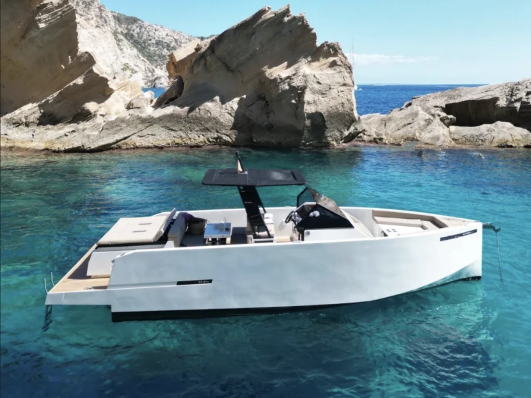 Pronájem lodi Porto-Vecchio lákavé ceny D34