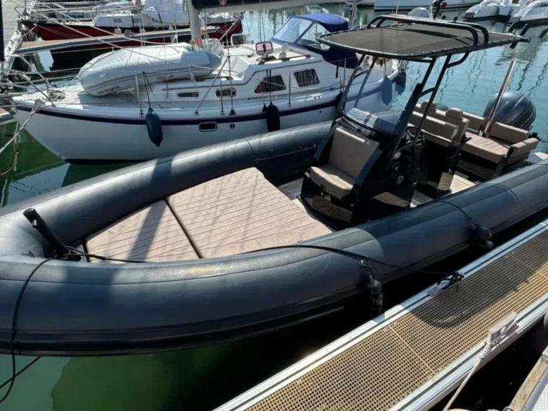 Pronajmout Polotuhá loď se skipperem či ne Sea Water v Grand Piquey