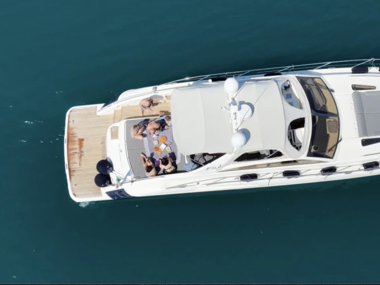 Pronájem lodi Princess Princess V55 v Ponza na Samboatu