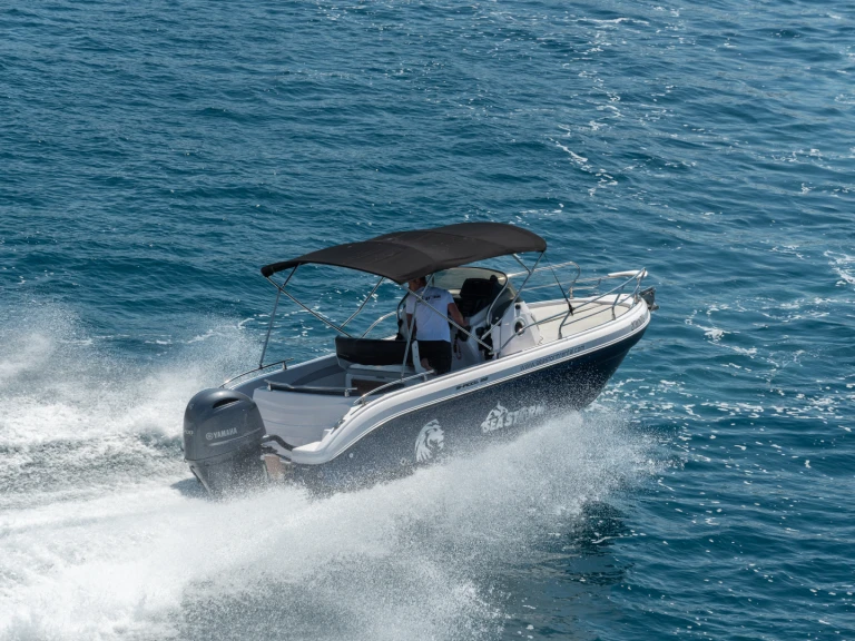 Pronájem Motorová loď v Trogir -Ranieri Shadow 22