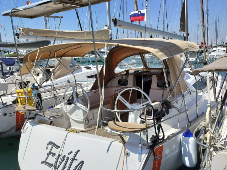 Elan Impression 40 jednotlivci a charterové společnosti v Izola