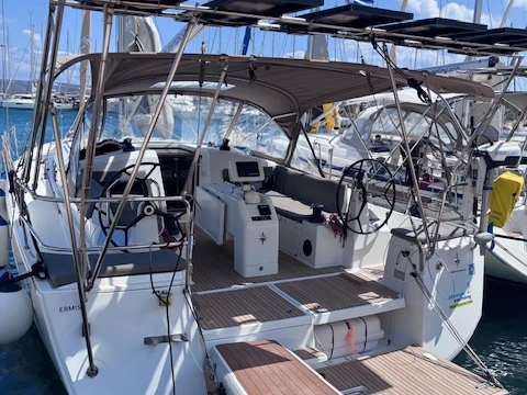 Pronájem jachty v Lavrio -Jeanneau Sun Odyssey 440 na Samboatu