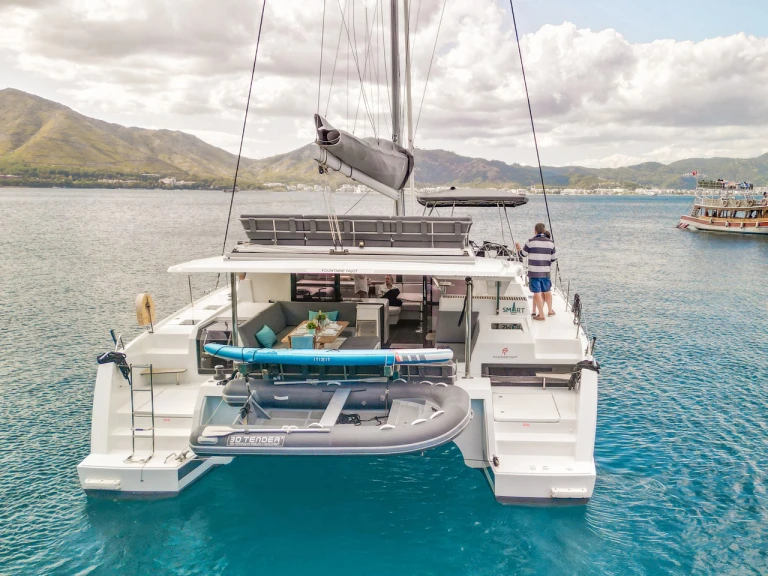 Pronajmout si Fountaine Pajot Tanna 47 v Marmaris