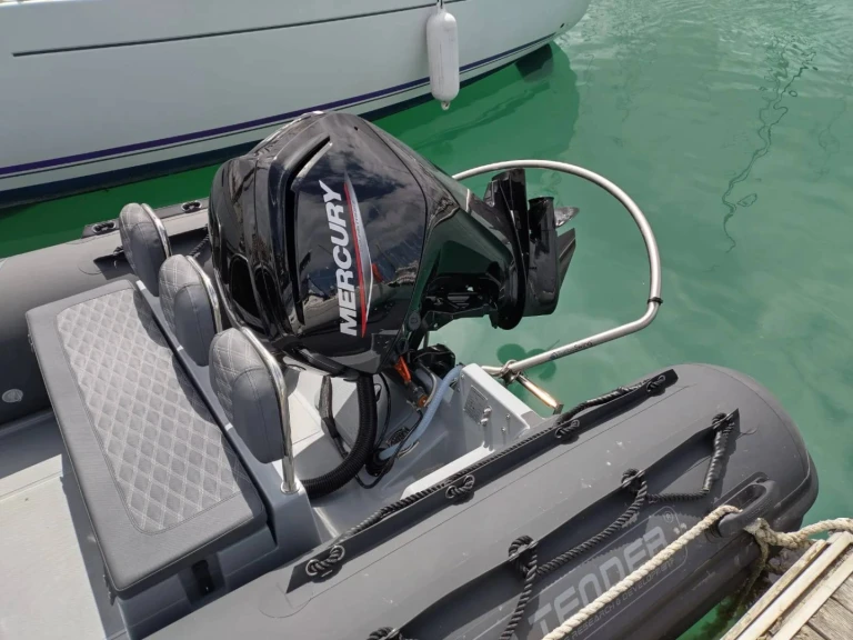Pronajmout si  3D TENDER - PATROL 6 v Saint-Quay-Portrieux