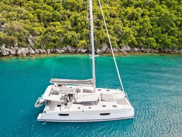 Pronájem Katamarán Fountaine Pajot s licencí
