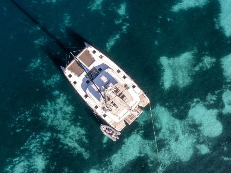Pronajmout Katamarán se skipperem či ne Lagoon v Olbia Port