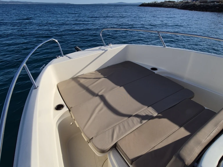 Pronájem jachty v Split -Quicksilver Activ 605 Open na Samboatu