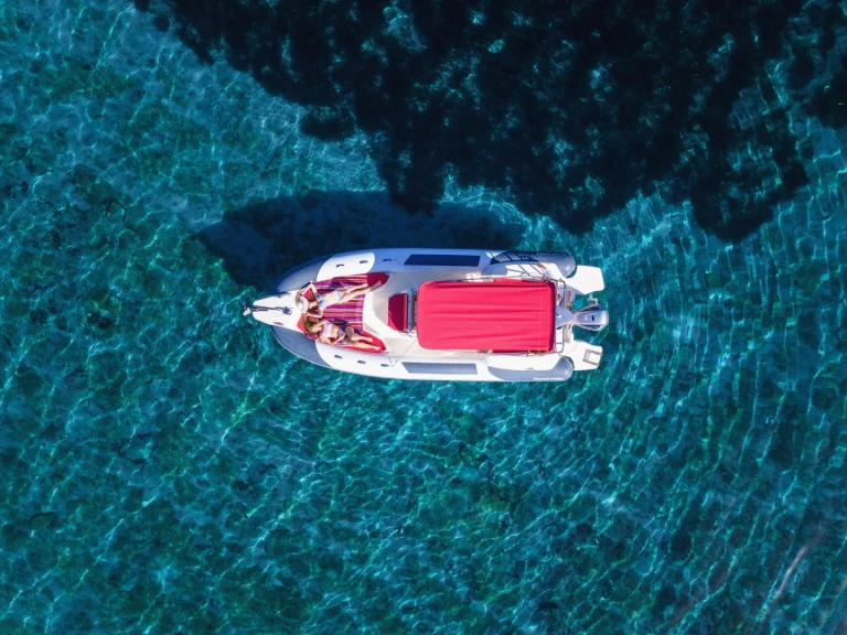 Marlin Boat 790 Pro Dynamic jednotlivci a charterové společnosti v Medulin