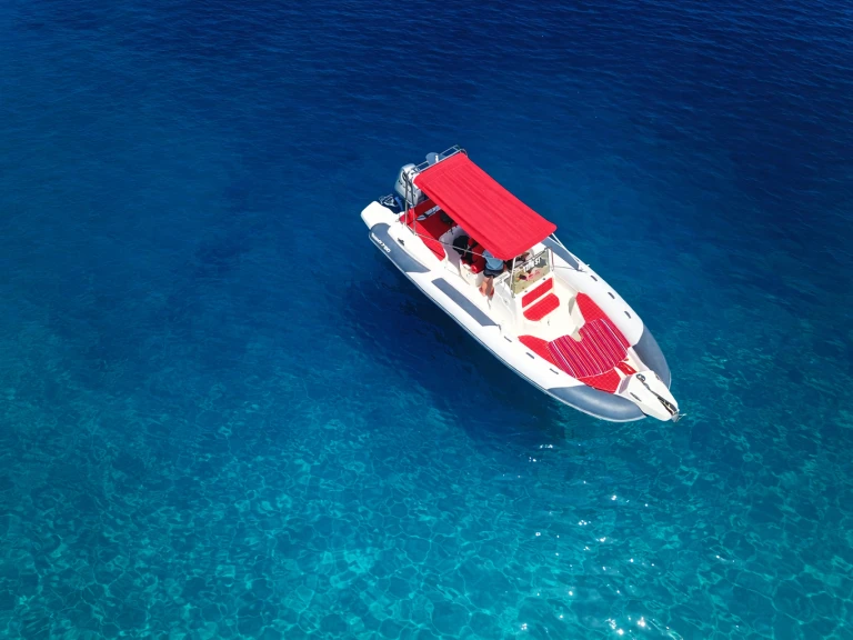 Pronajmout si Marlin Boat 790 Pro Dynamic v Medulin