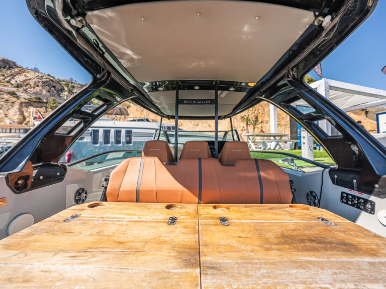 Pronájem Motorová loď v Altea -Italboats saxdor 320GTO