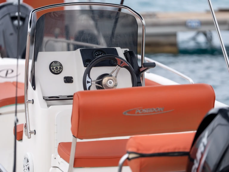 Poseidon BLU WATER 185 jednotlivci a charterové společnosti v Rhodos
