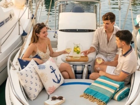 Estable Estable 400 Bote jednotlivci a charterové společnosti v Alicante
