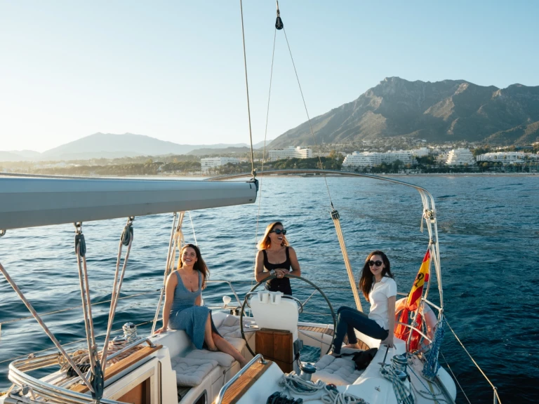 Pronájem lodi Bavaria Bavaria 36 Cruiser v Puerto Deportivo de Marbella na Samboatu