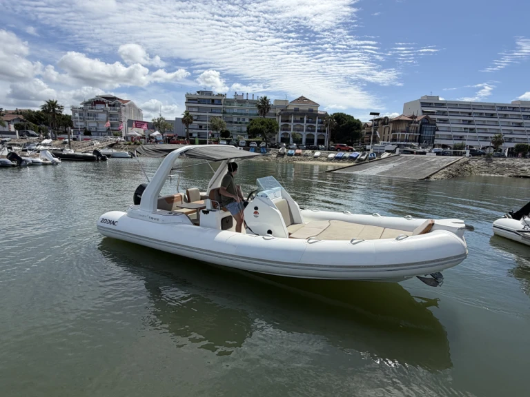 Pronájem Polotuhá loď v Arcachon -Zodiac Medline 7.5
