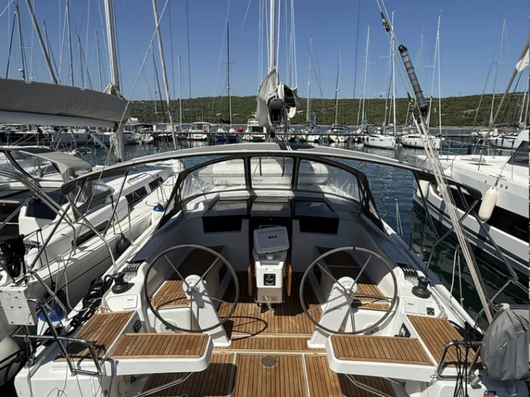 Pronájem Plachetnice v Punat -Hanse Hanse 418