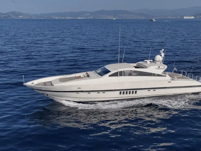 Cantieri di Arno Leopard 27 jednotlivci a charterové společnosti v Port Grimaud