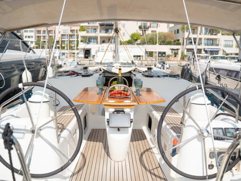 Pronájem Plachetnice v Tivat -Jeanneau Sun Odyssey 40.3