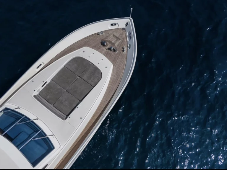 Pronájem jachty v Port Grimaud -Cantieri di Arno Leopard 27 na Samboatu