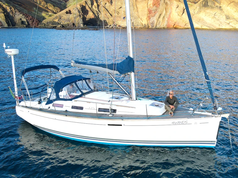 Pronájem lodi Caniçal lákavé ceny Dufour 325 Grand Large