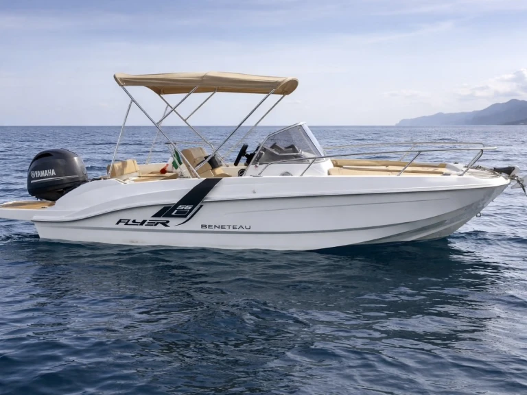 Pronajmout si Bénéteau Flyer 5 SUNdeck v Palermo